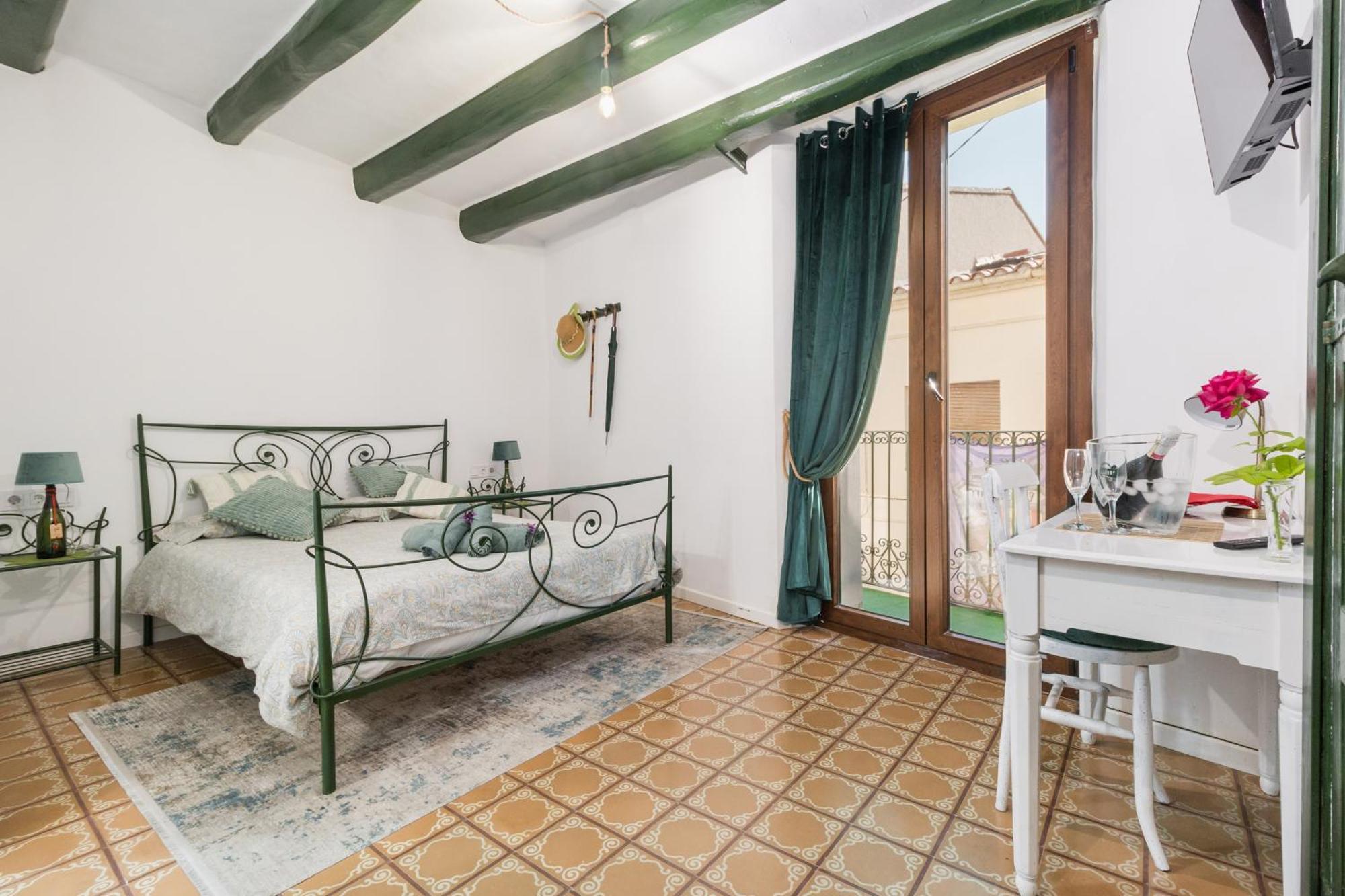 Гостевой дом La Casa Vella El Bedorc Piera Экстерьер фото